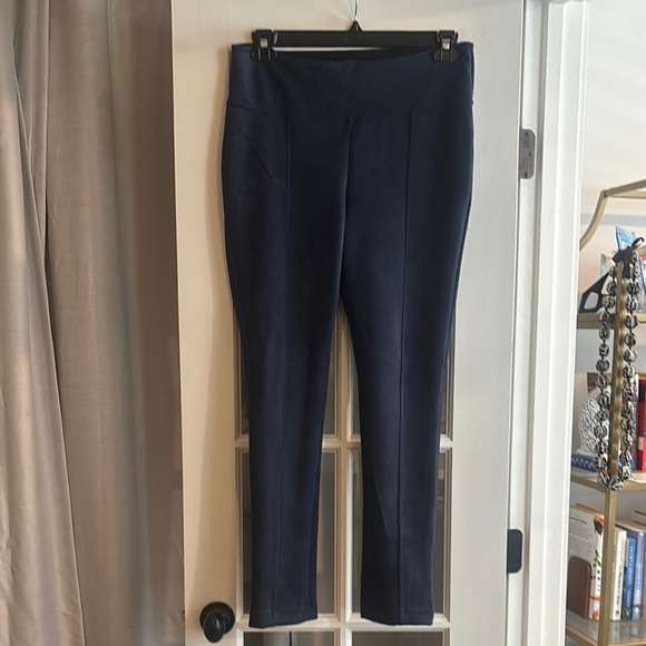 Andrew Marc Navy Faux Suede Leggings - Picture 1 of 3